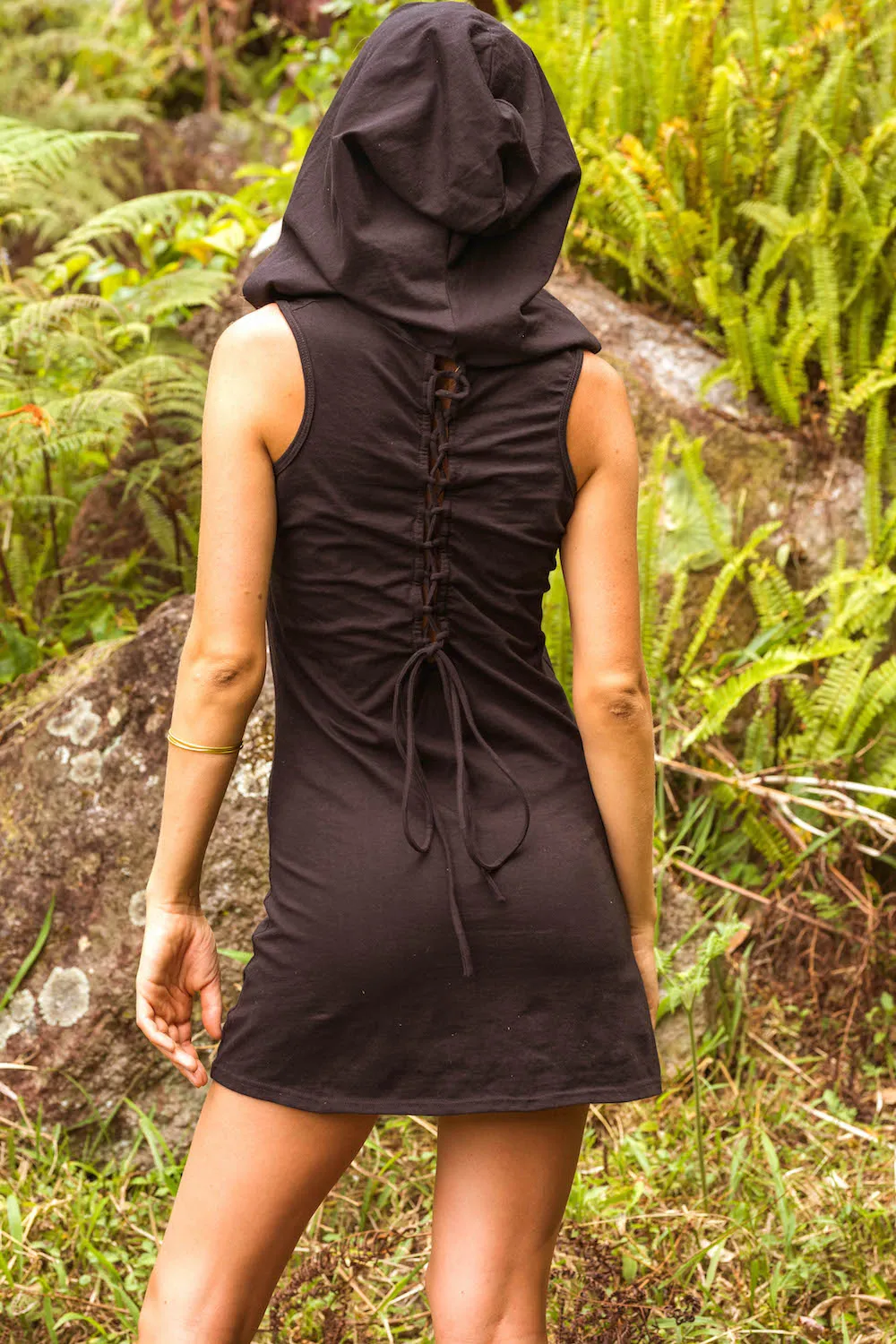 ALICE IN WONDERLAND HOODED DRESS in BLACK