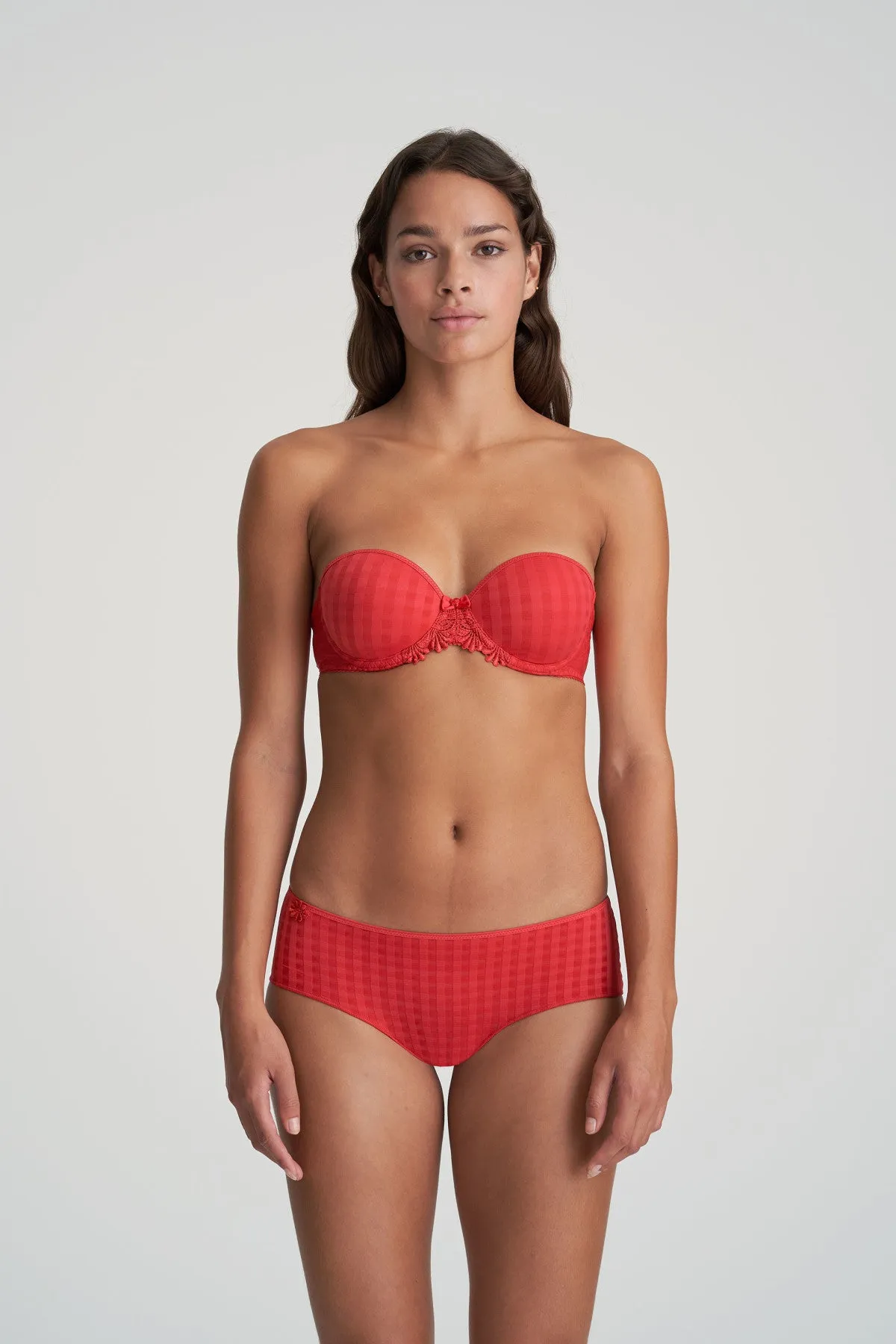 Avero Strapless Bra | Scarlet