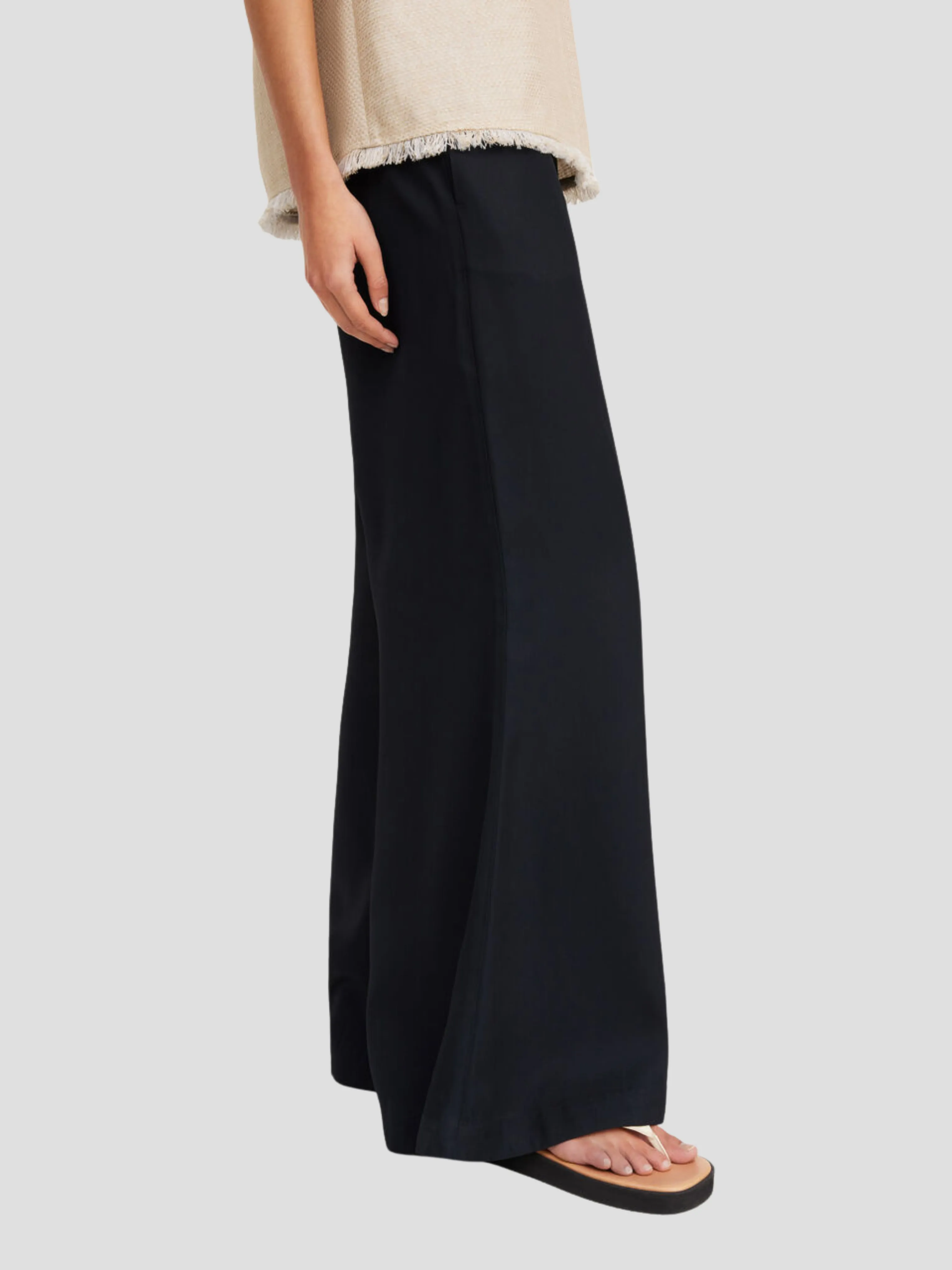 Black Lucee Wide Leg Pant