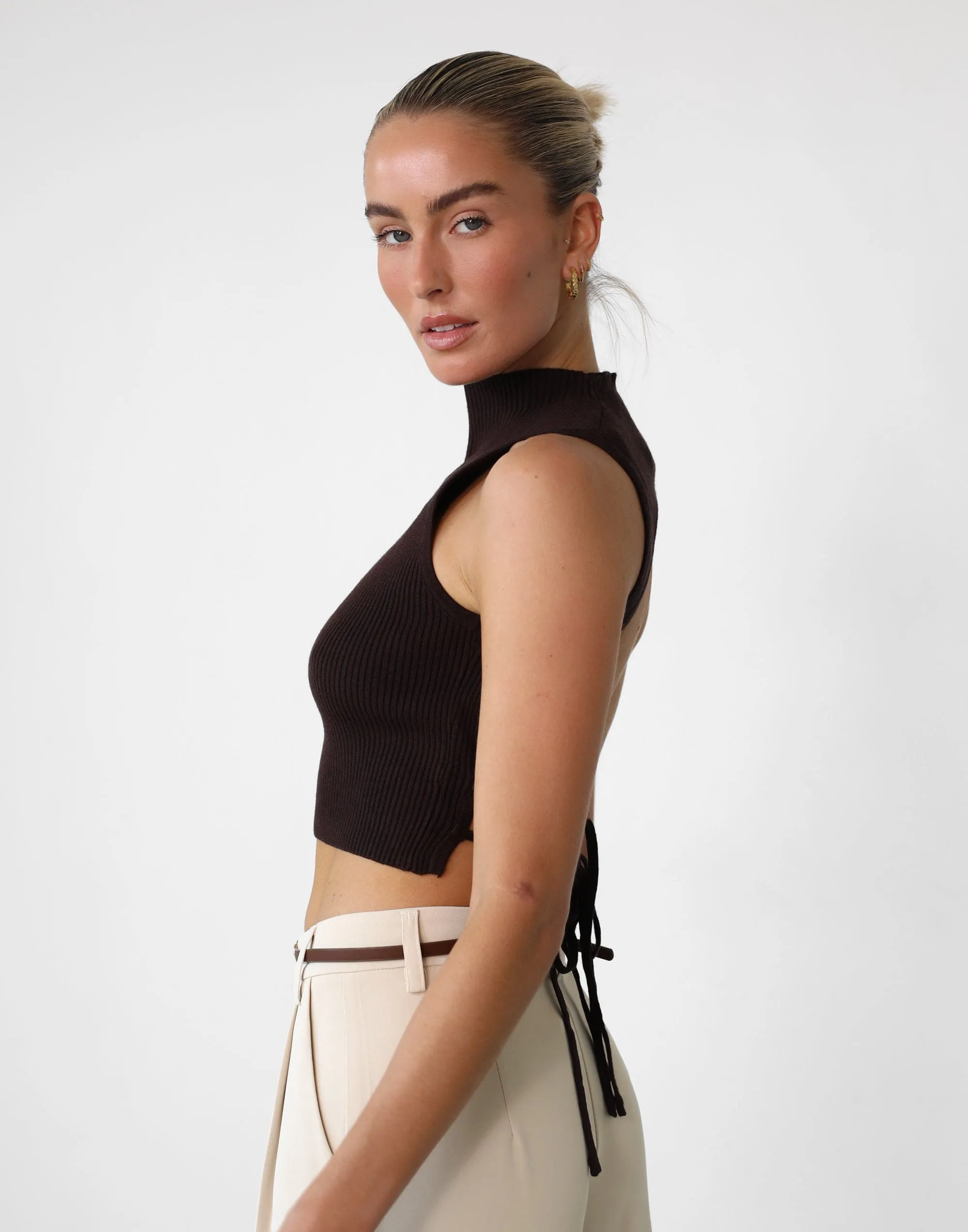 Zamora Knit Crop Top (Chocolate)